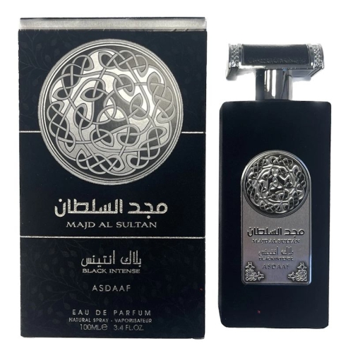 Elegancki flakon perfum z intensywnymi nutami szafranu i lawendy, umieszczony na tle naturalnych elementów przyrody.